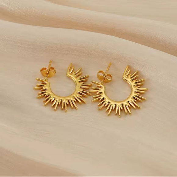 18K Gold Sunburst Hoop Earrings 
Tarnish Resistant Stainless Steel - Picture 1 of 7